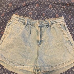 American Eagle High Rise Pleated Front Denim Jeans Sz. 4